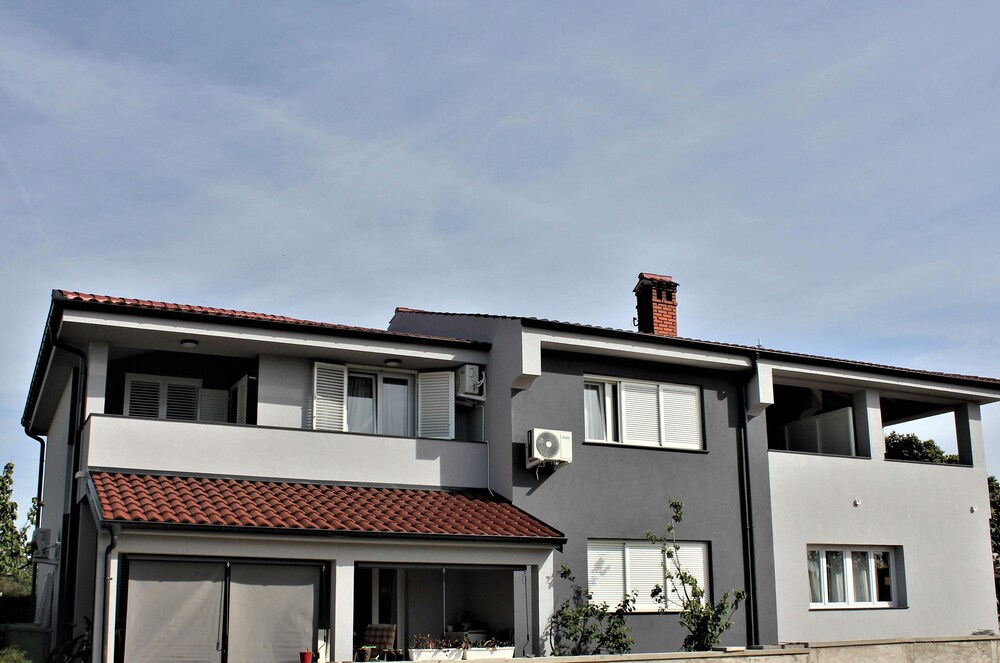 Holiday House Zaton