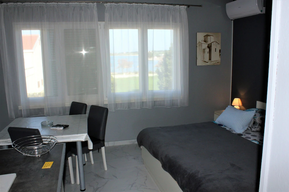 Holiday House Zaton