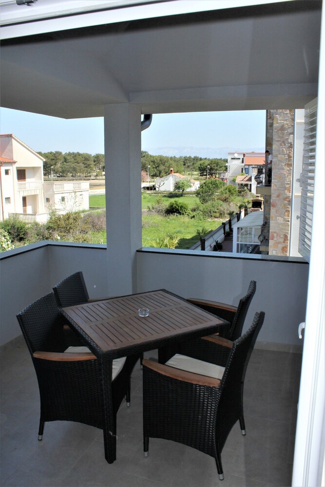 Holiday House Zaton