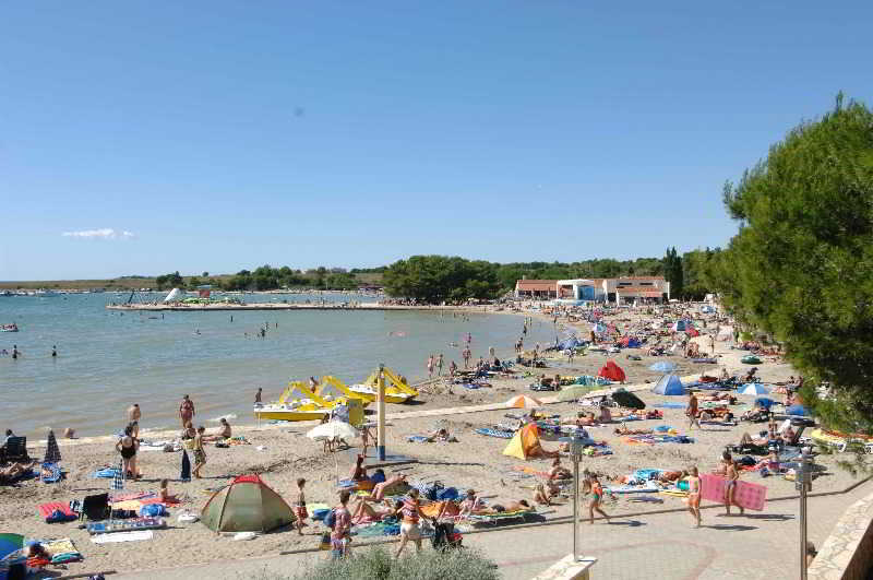 Zaton Holiday Resort 4 Star Apartments