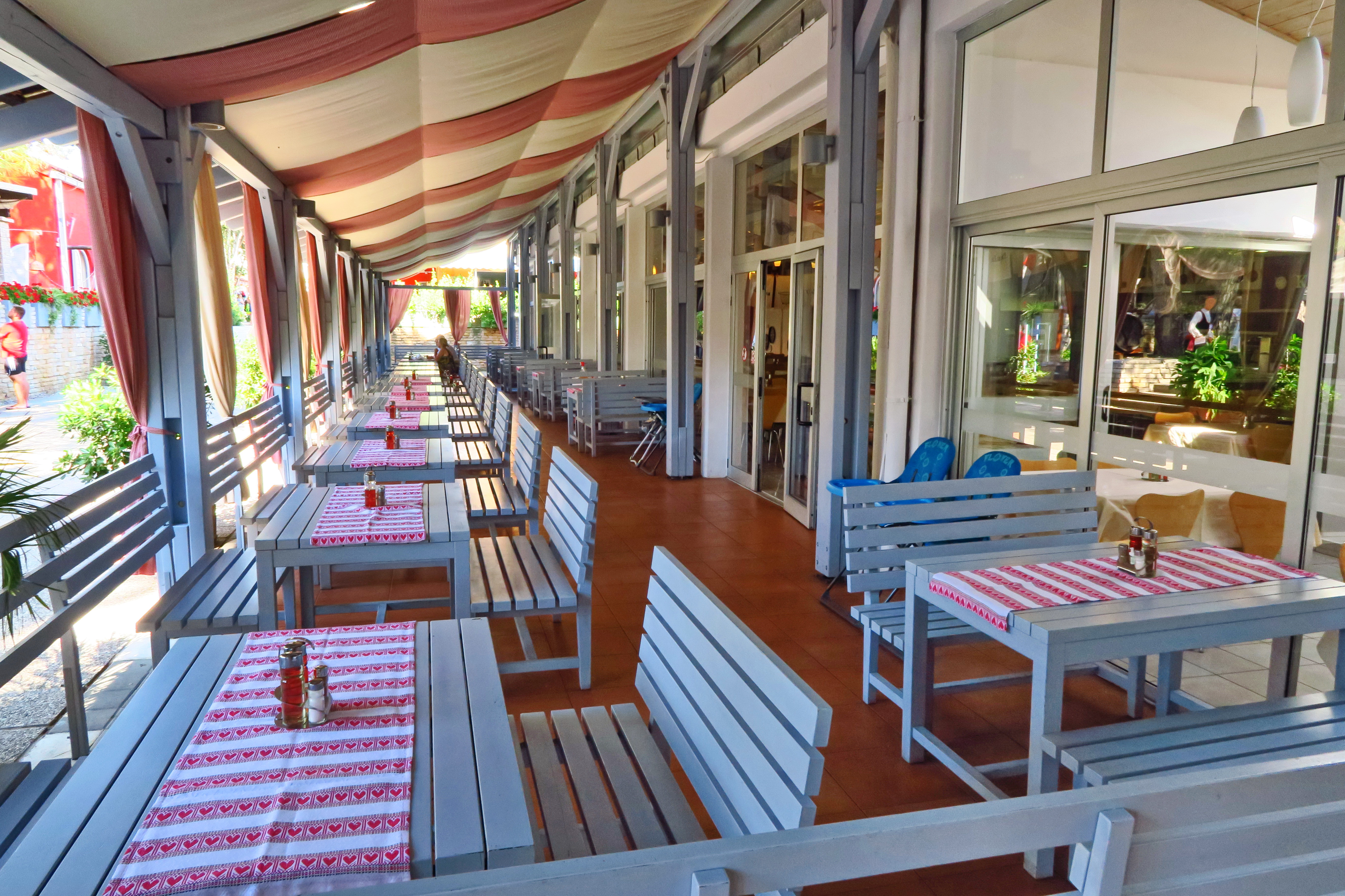 Zaton Holiday Resort 4 Star Apartments