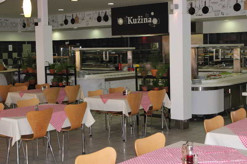 Zaton Holiday Resort Apartments