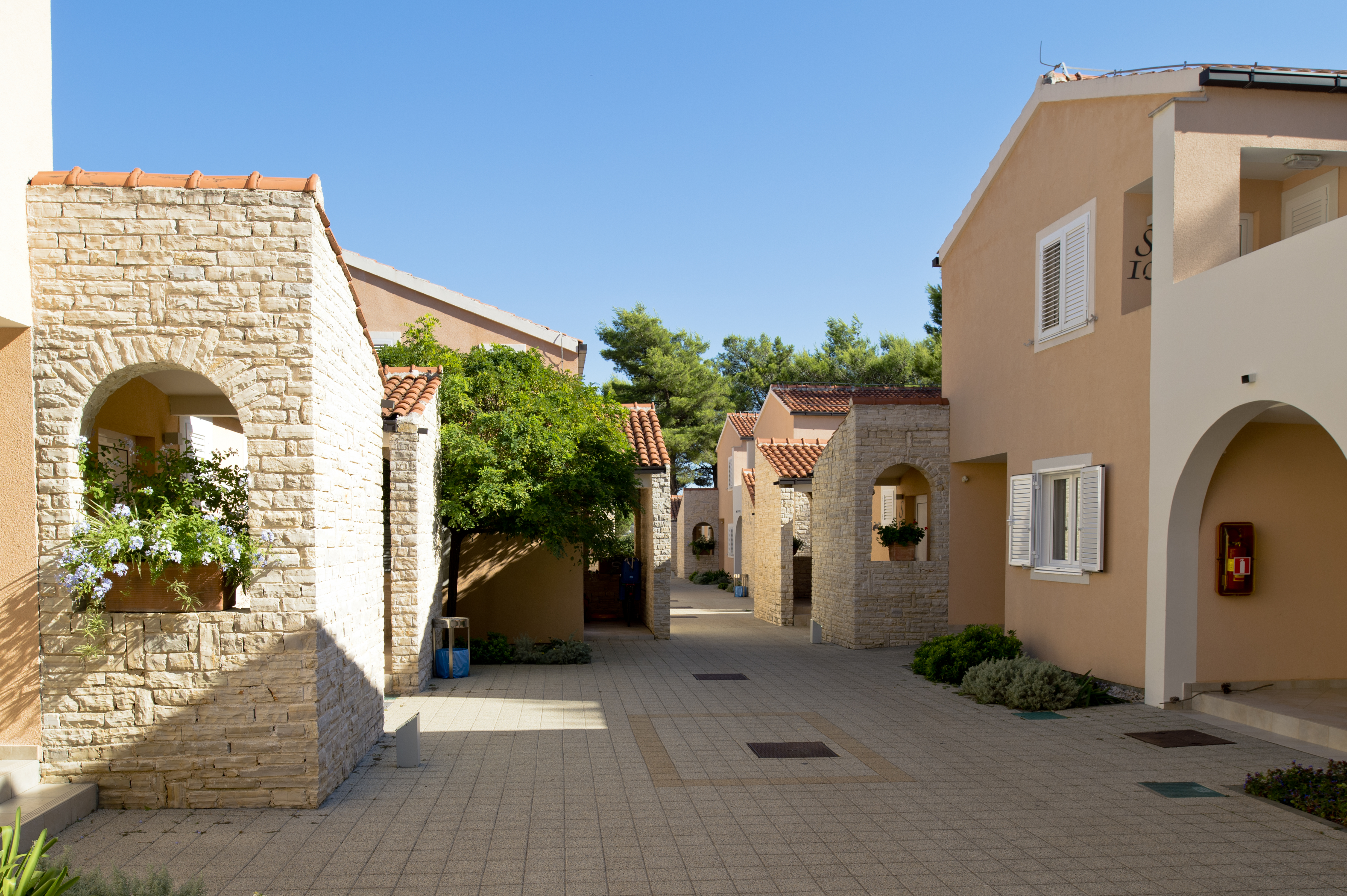 Zaton Holiday Resort Apartments