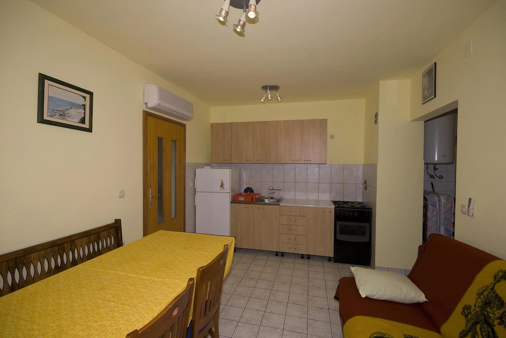 Apartments Cerluka