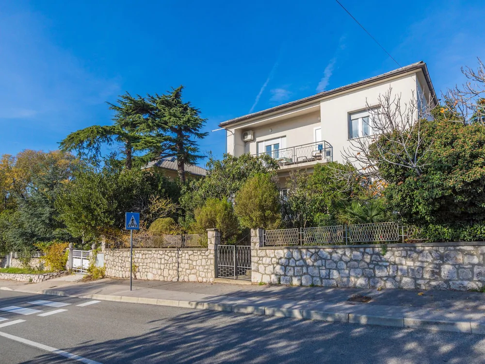 Apartments Drago