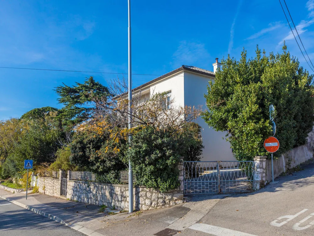 Apartments Drago