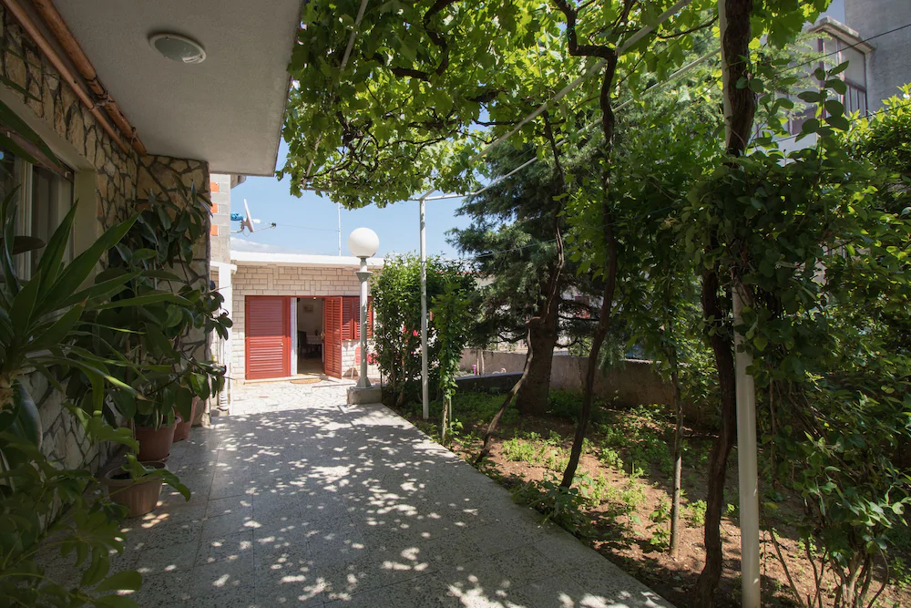Apartments Gorana