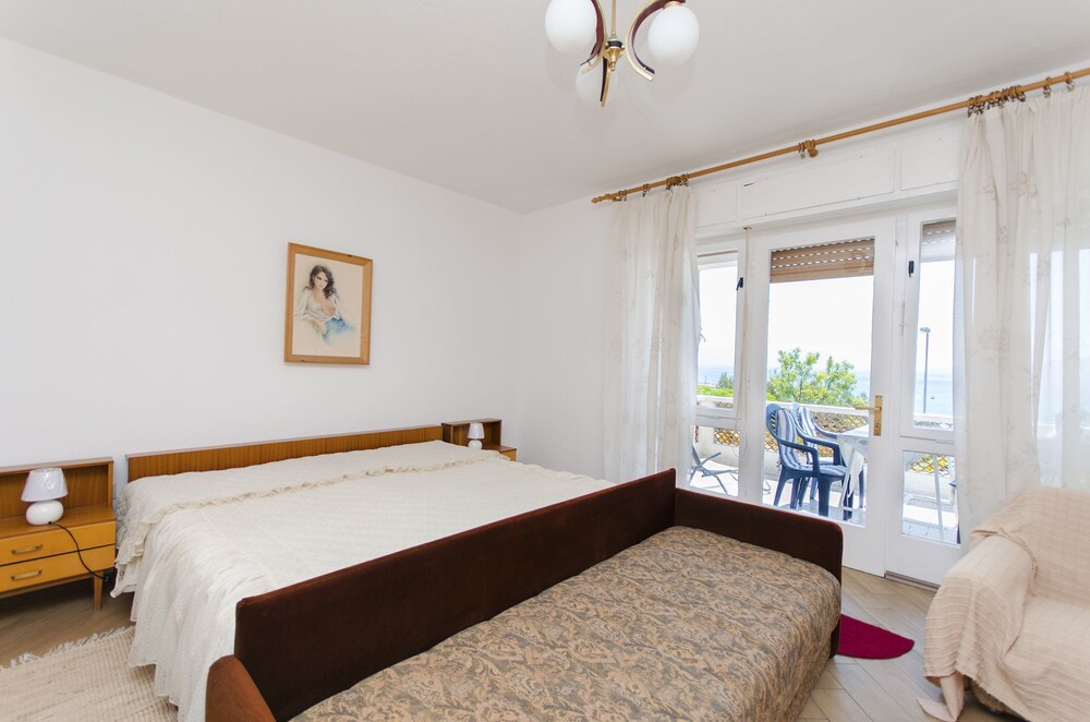 Apartments Jadrana