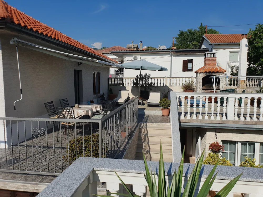 Apartments Josip