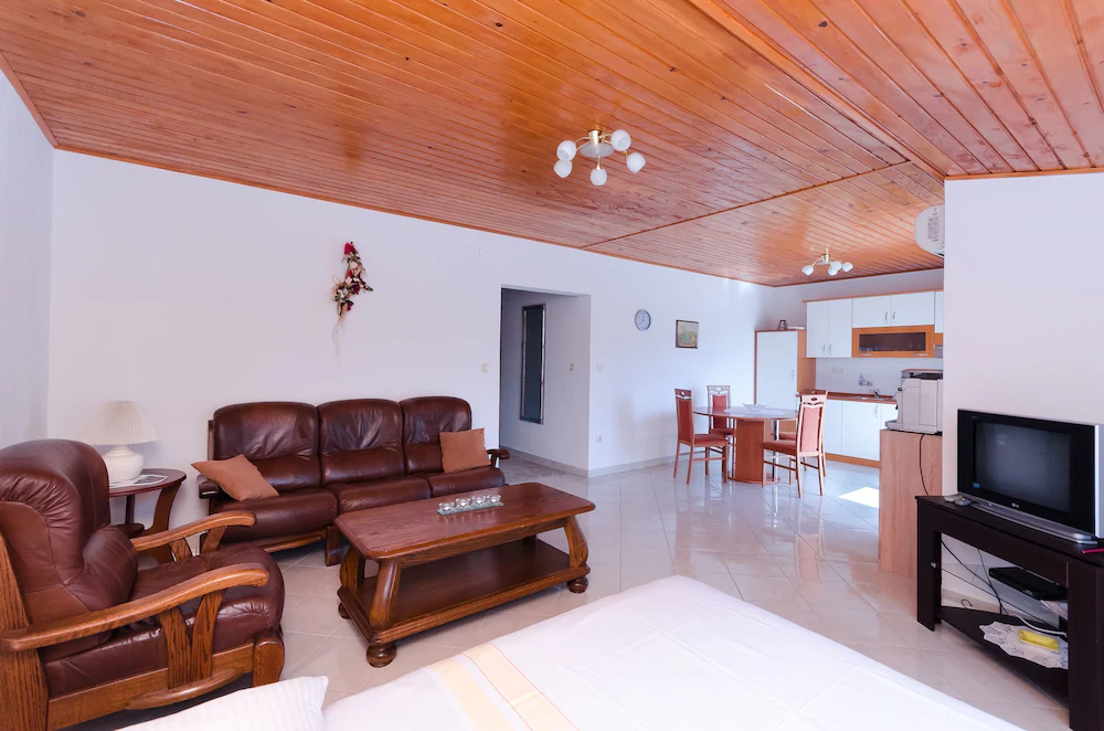 Apartments Maravera
