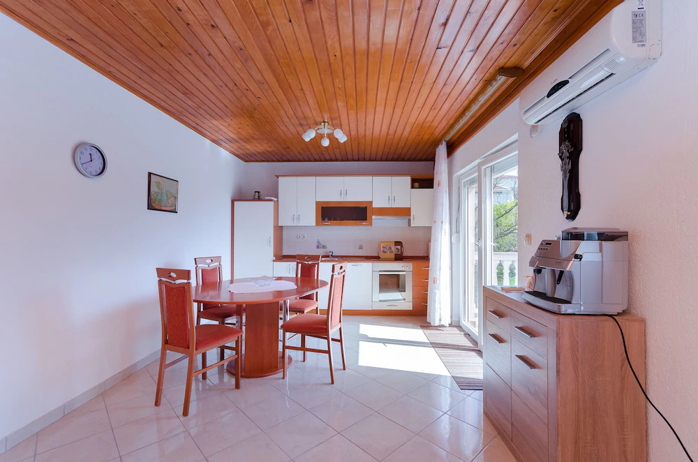 Apartments Maravera