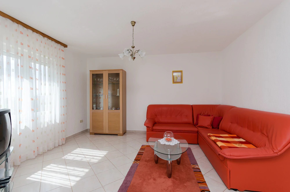 Apartments Maravera