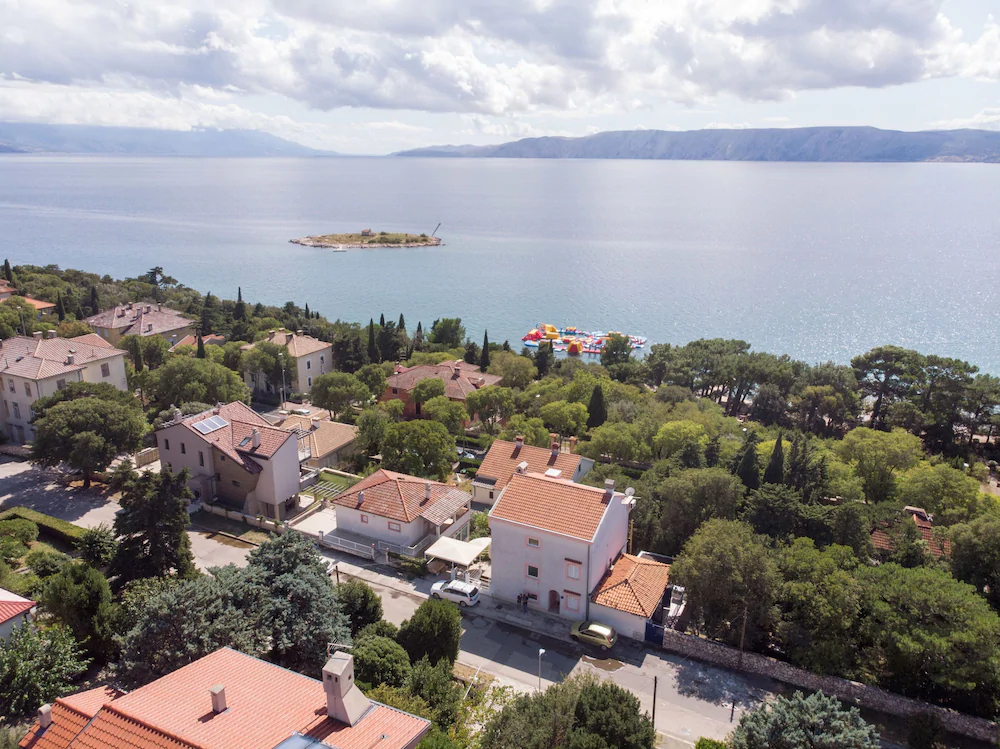 Apartments Snjezana
