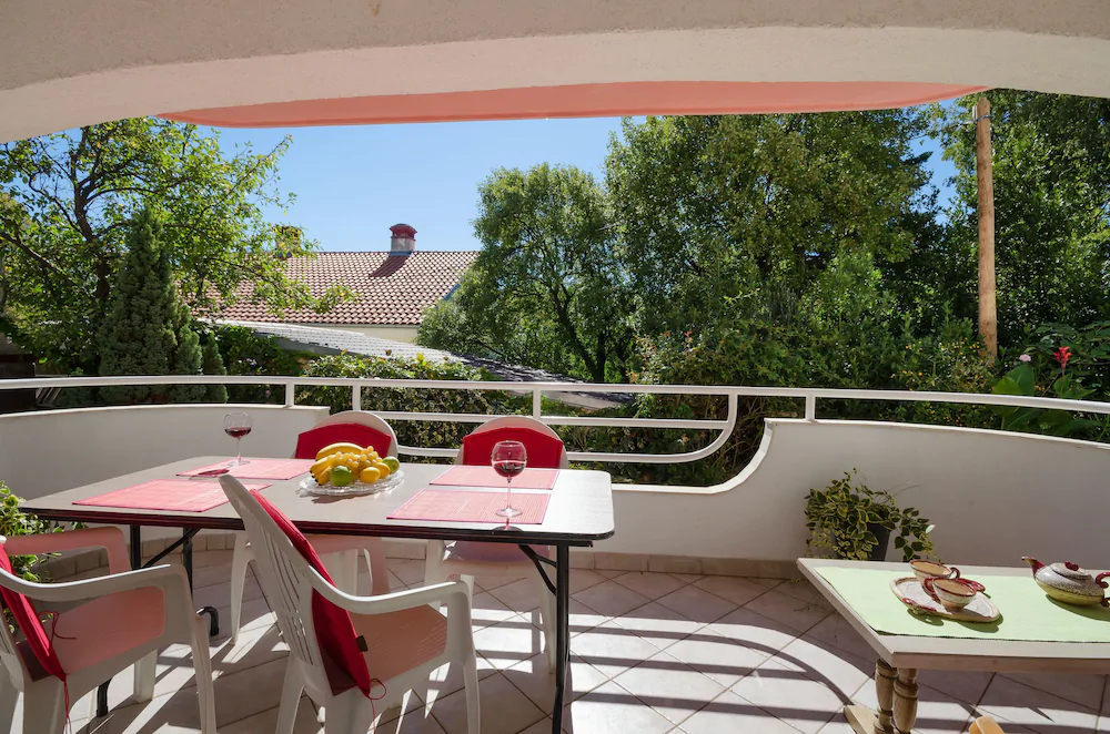 Apartments Snjezana
