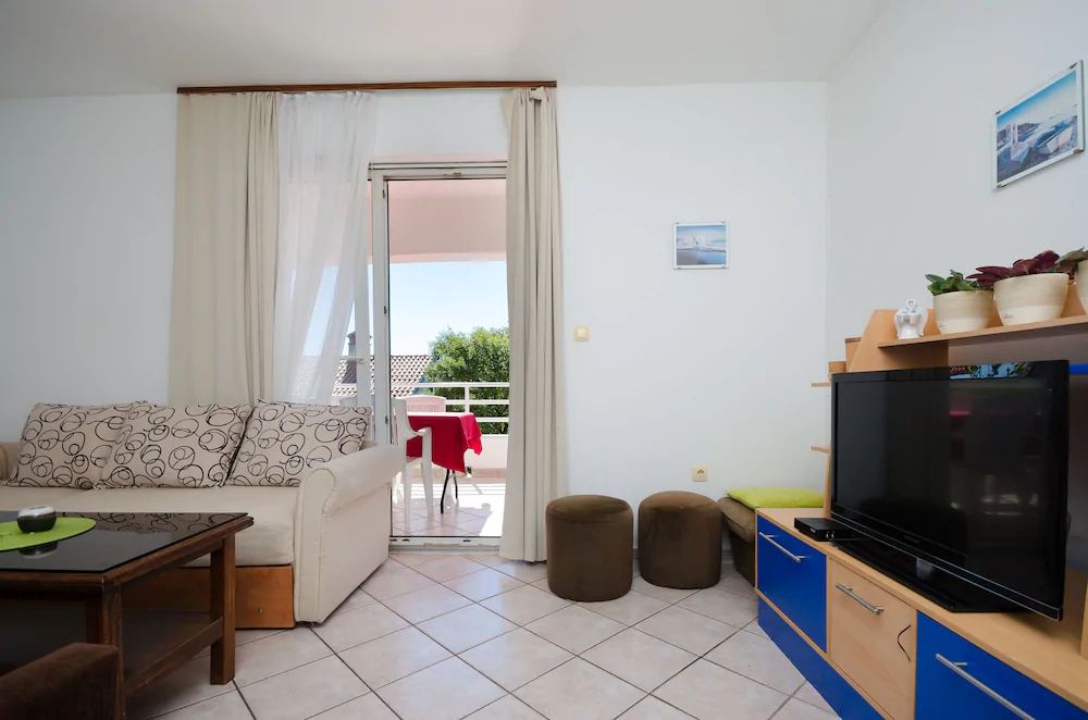 Apartments Snjezana