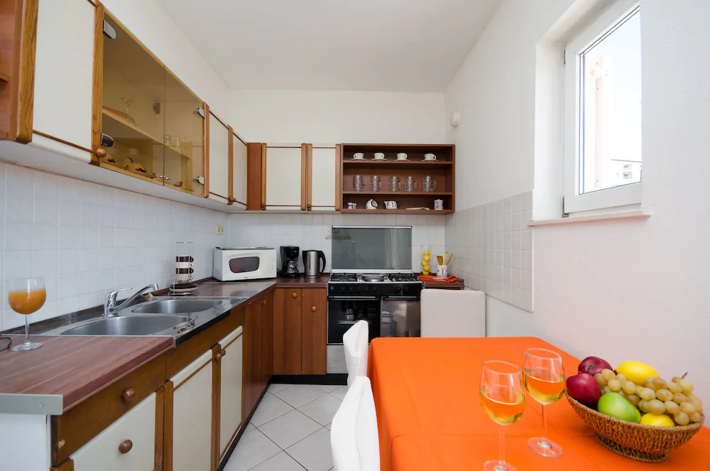 Apartments Snjezana