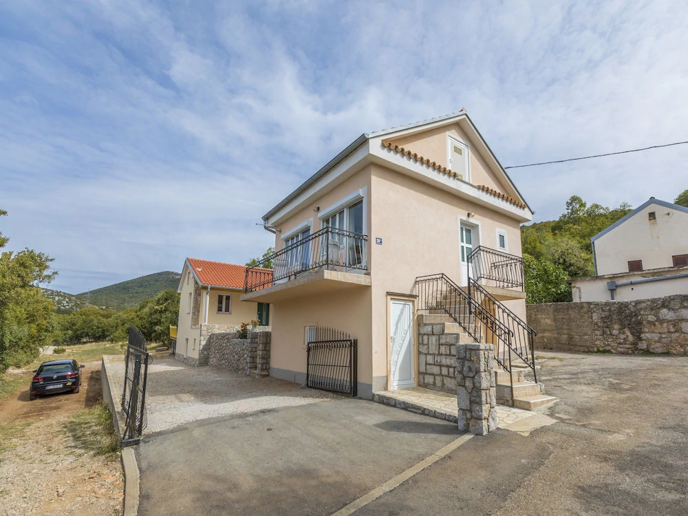 House Elwira