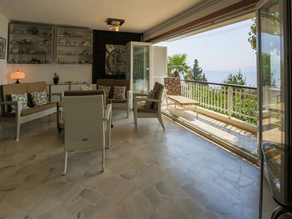 House Villa Vaho