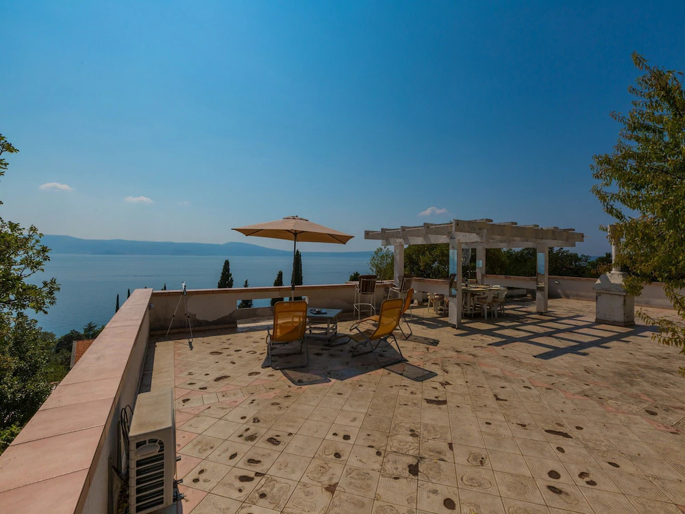House Villa Vaho