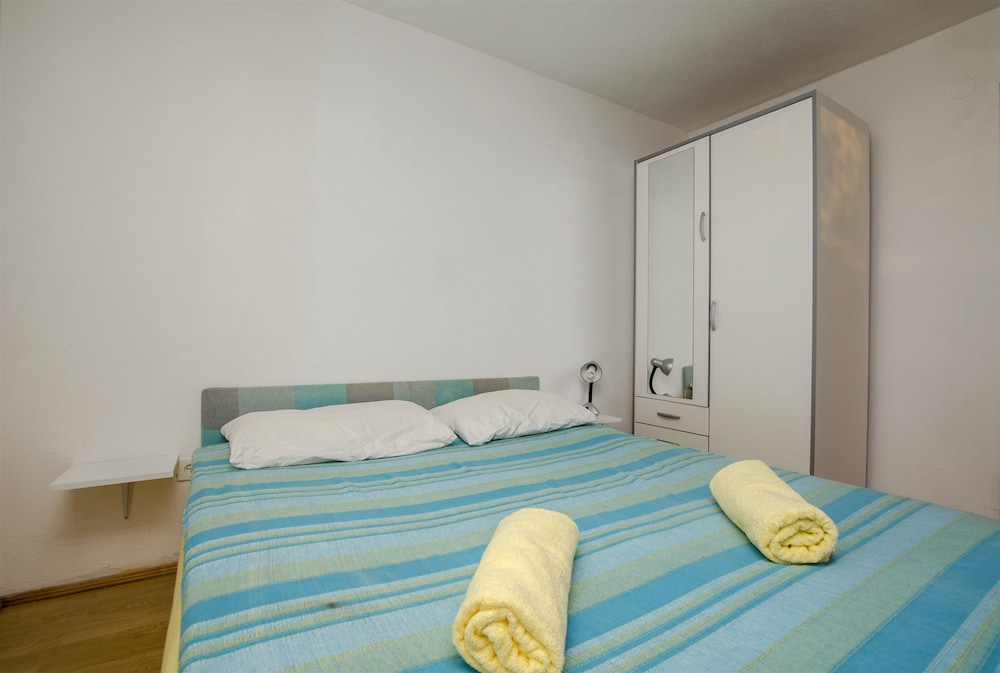 Apartments Aida