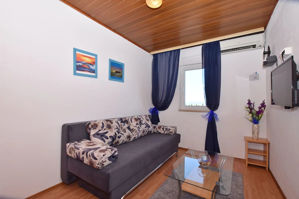 Apartments Ana