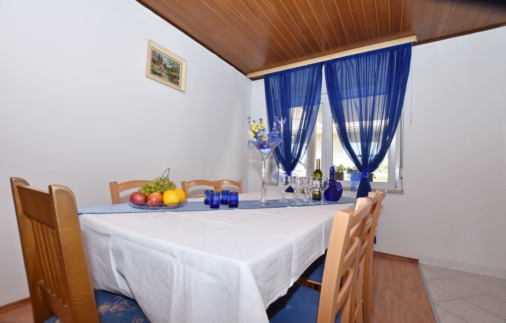 Apartments Ana