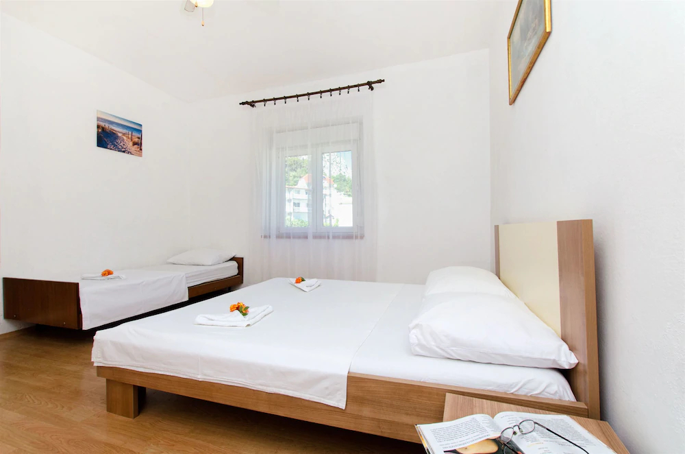 Apartments And Rooms Perica