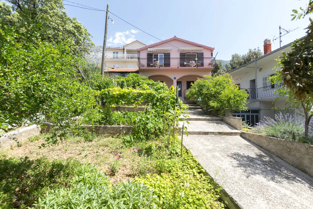 Apartments Jozo