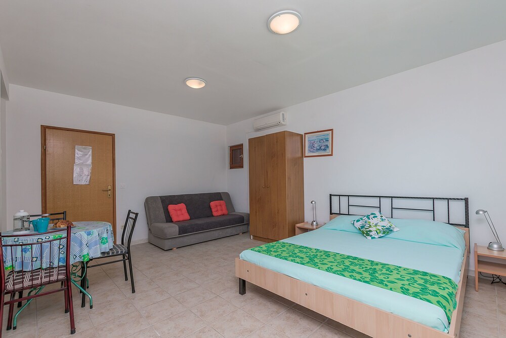 Apartments Ksenia