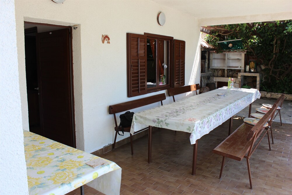 Apartments Lizatovic