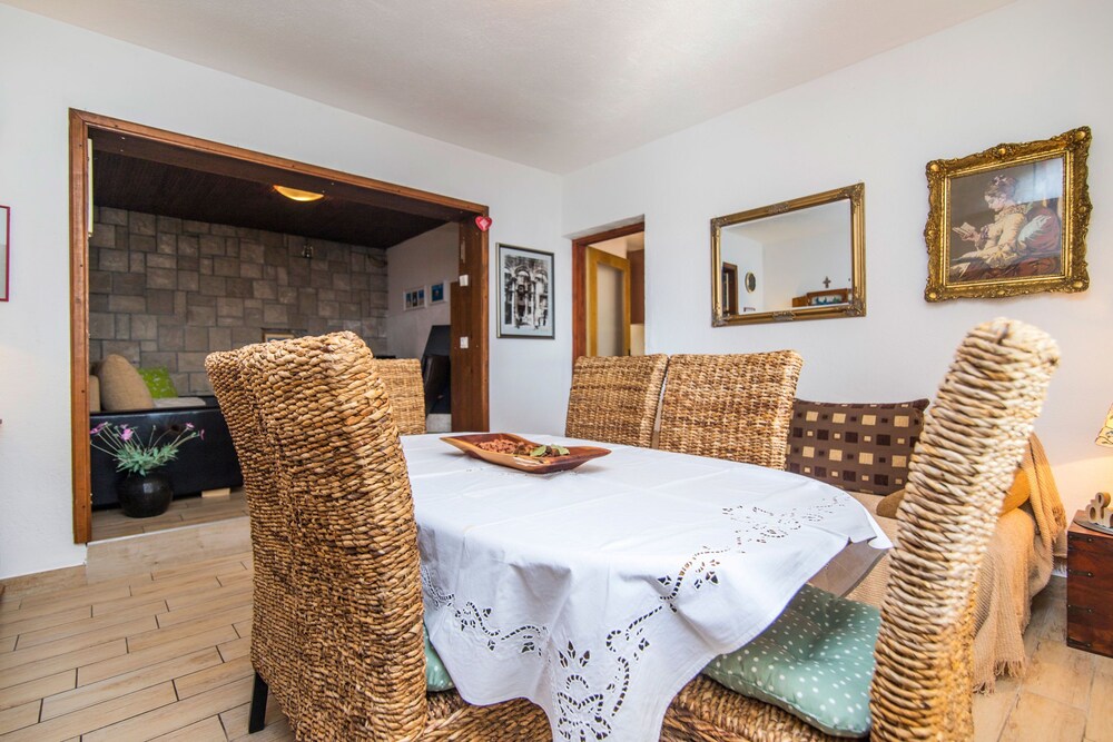 Apartments Lizatovic