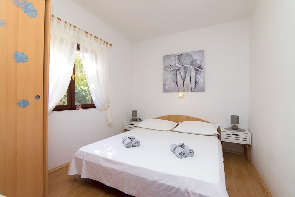 Apartments Lizatovic