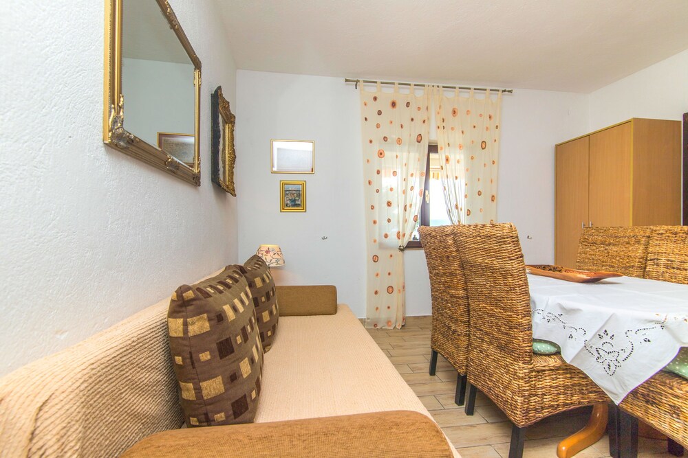 Apartments Lizatovic