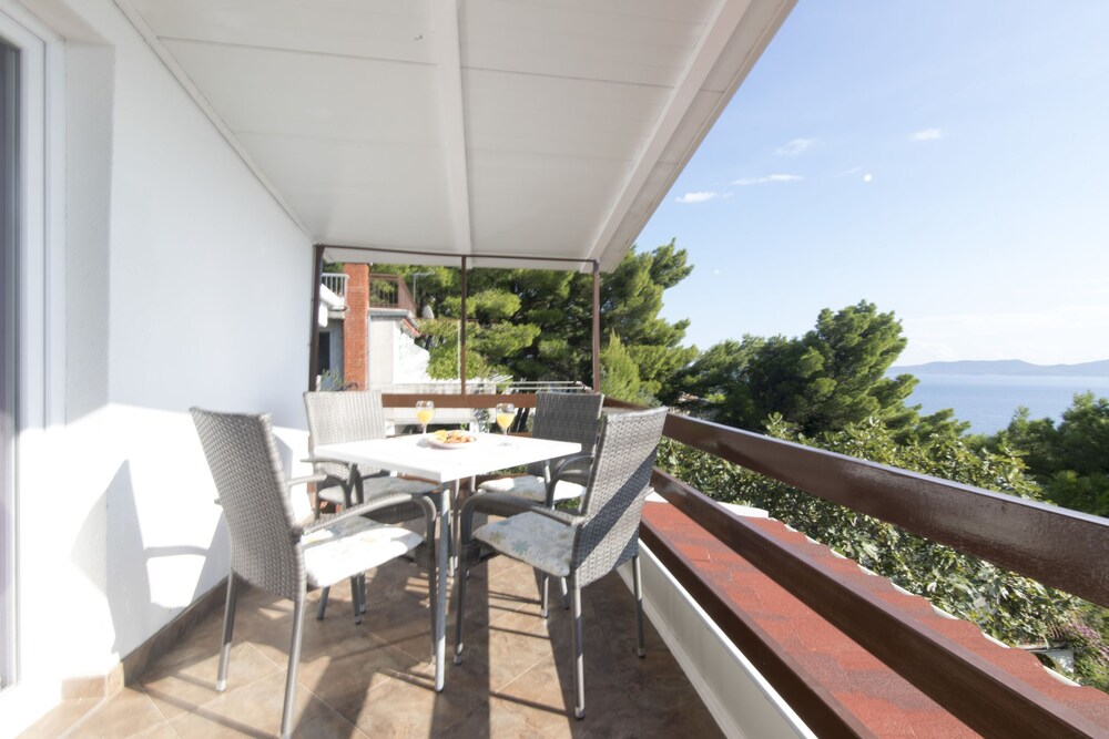 Apartments Lizatovic