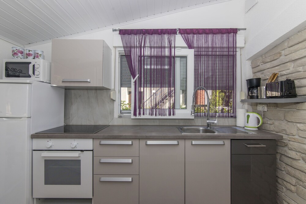 Apartments Lizatovic
