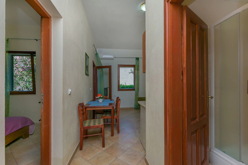 Apartments Ljiljana