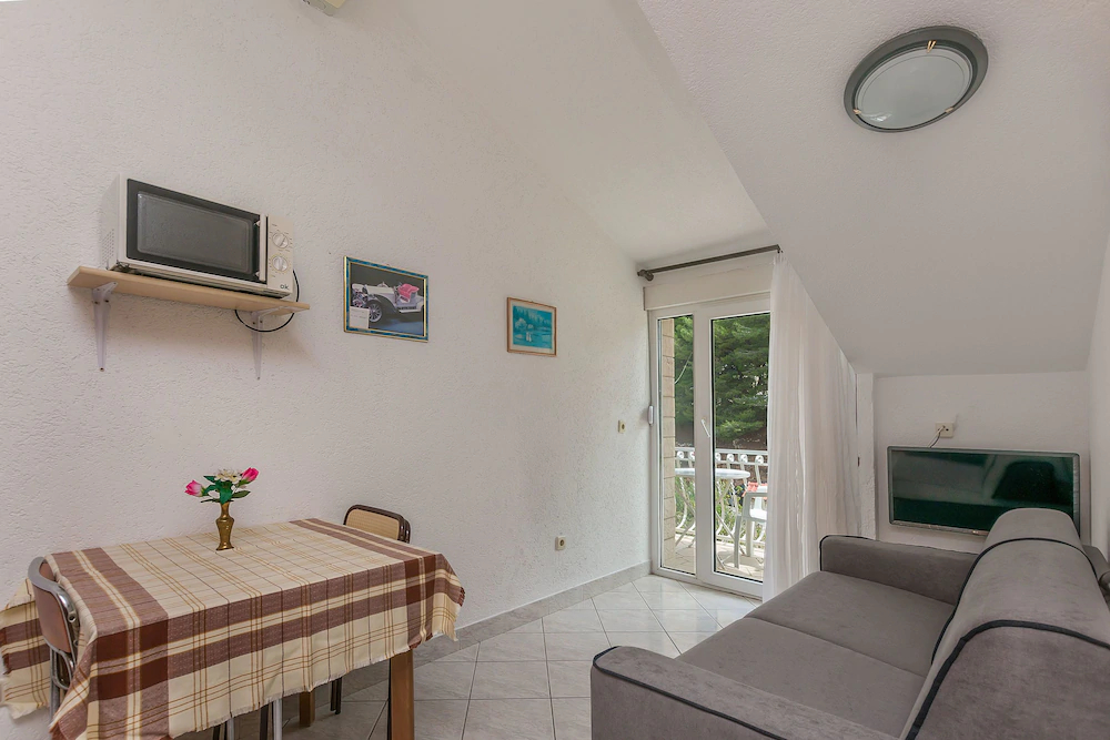 Apartments Luca