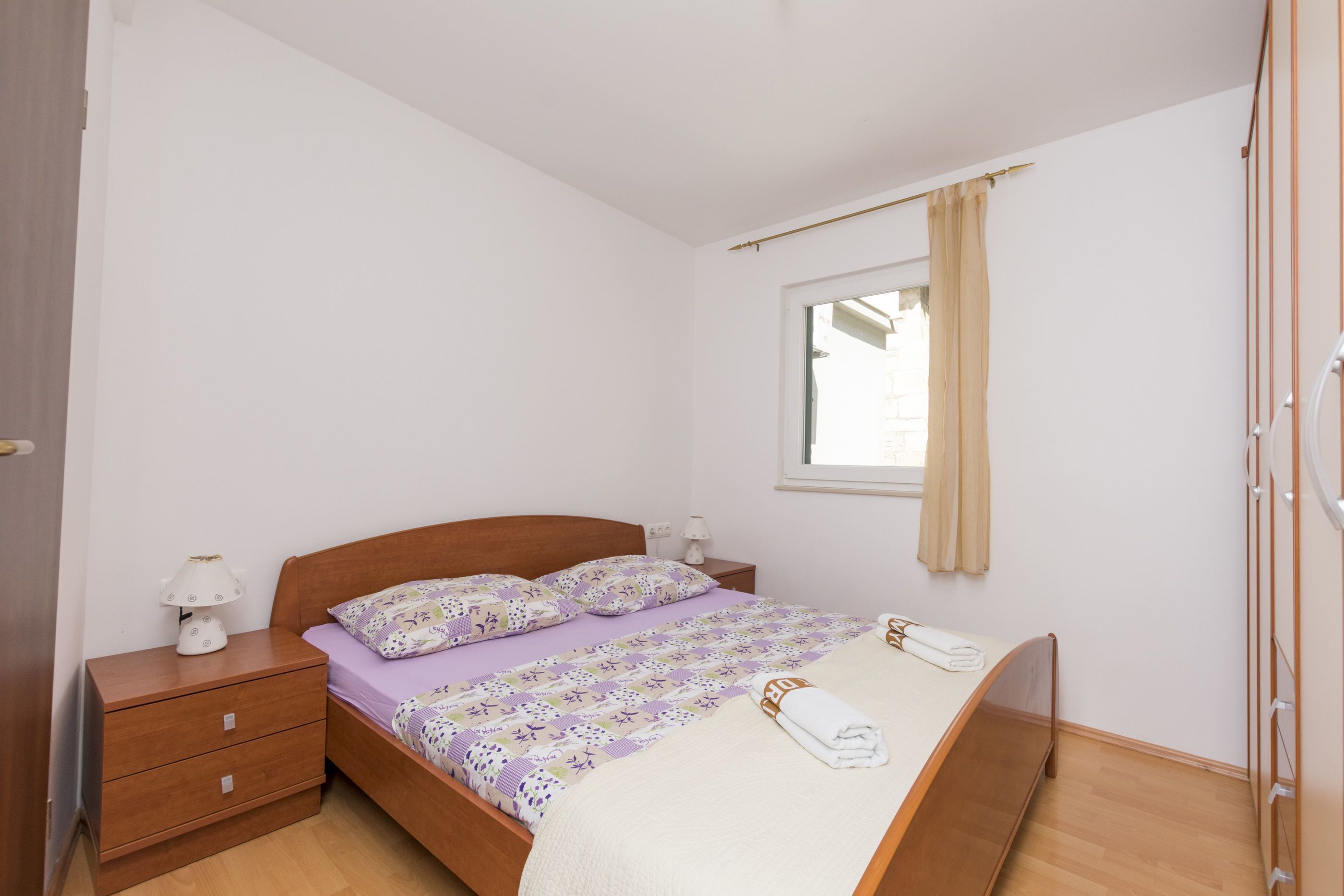 Apartments Mira