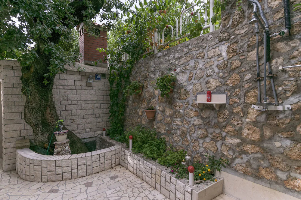 Apartments Neno