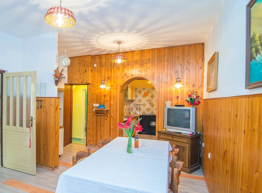 Apartments Pisak