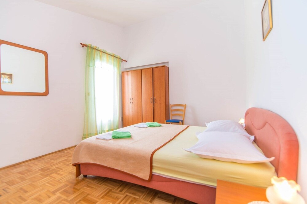 Apartments Pisak