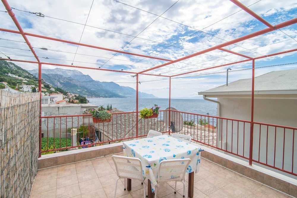 Apartments Pisak