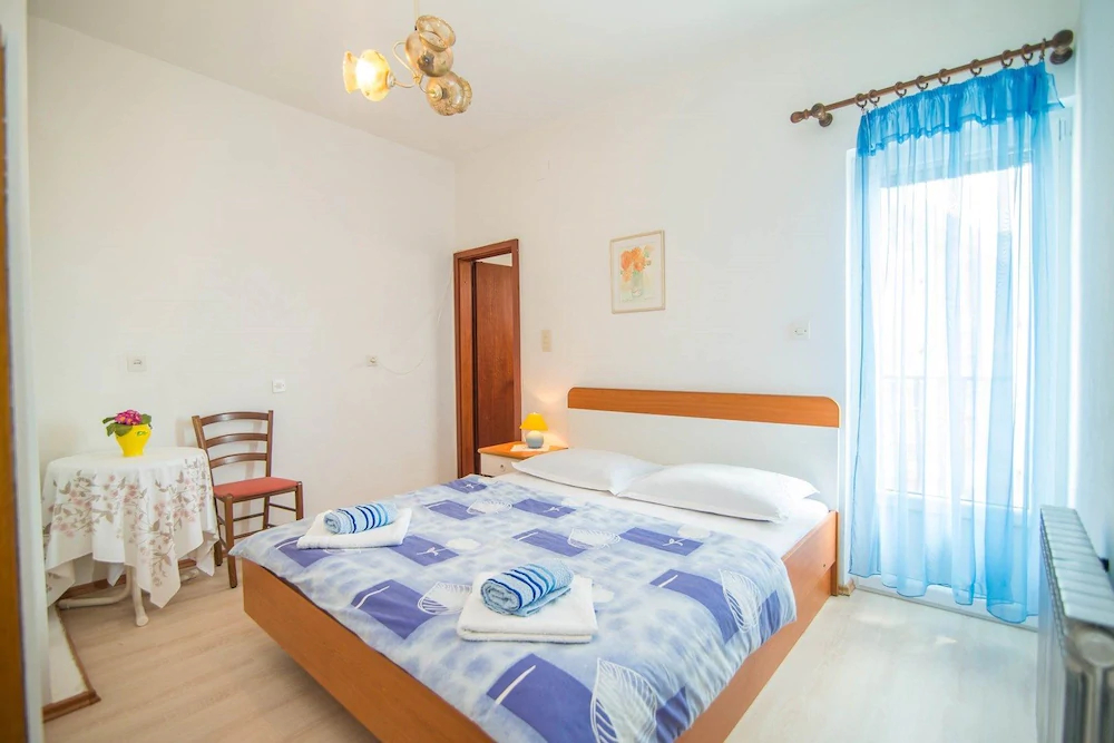 Apartments Pisak