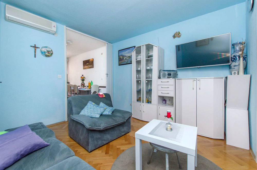 Apartments Roza