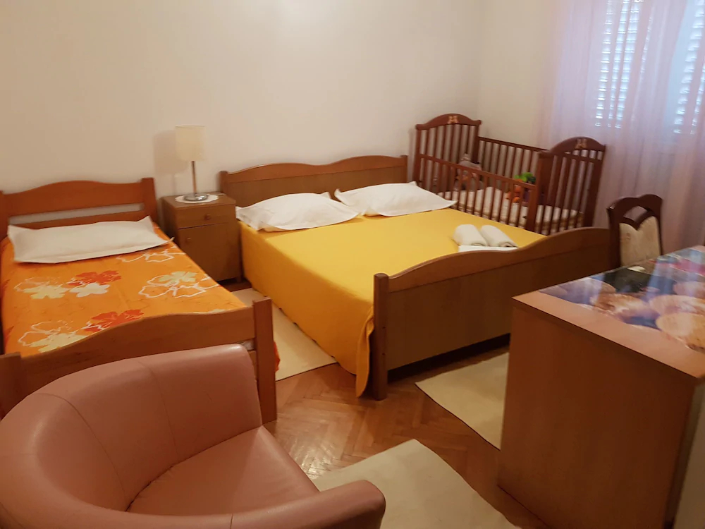 Apartments Tonci