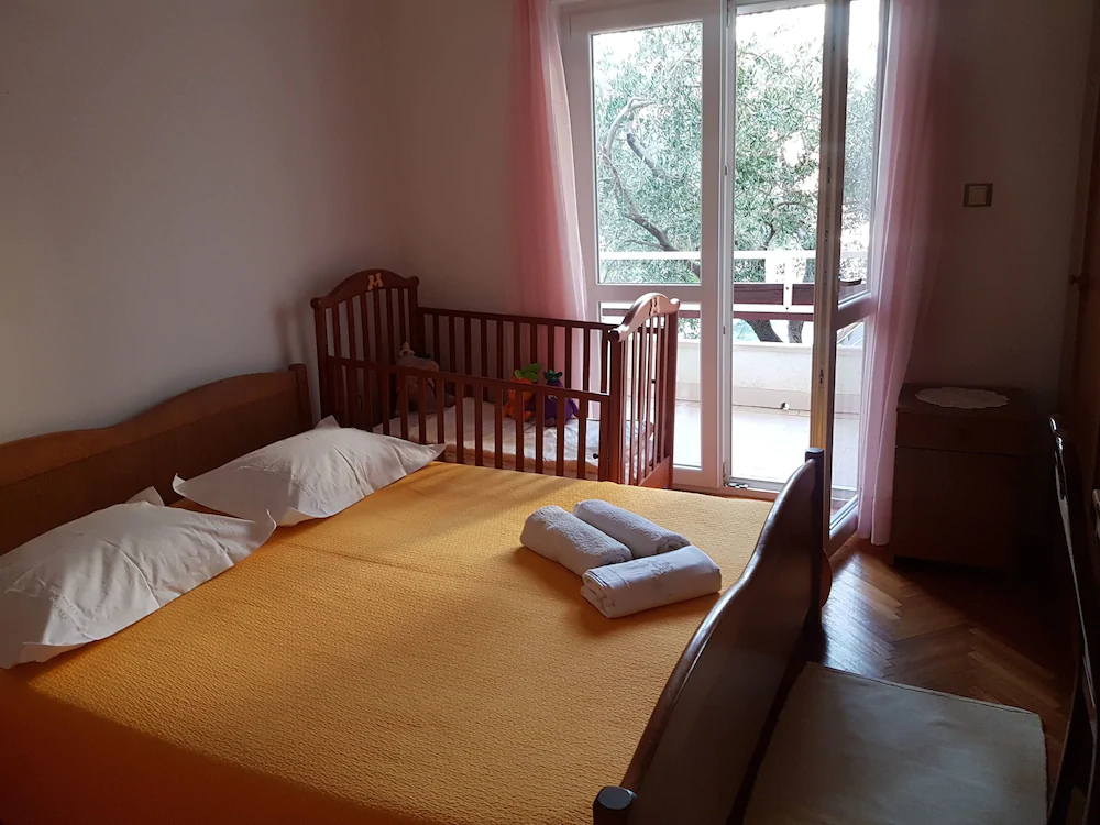 Apartments Tonci
