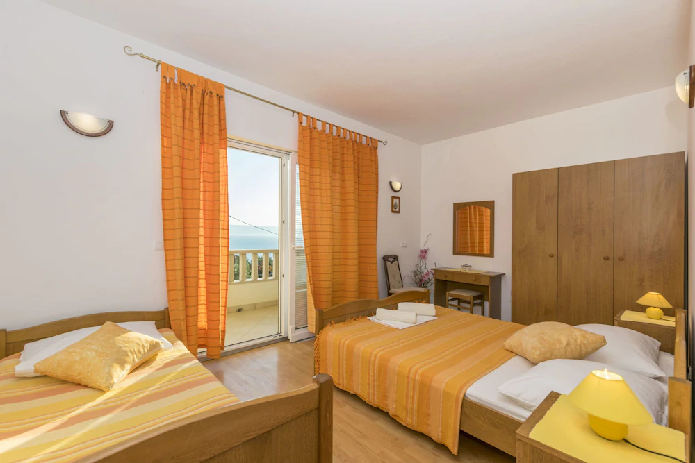 Apartments Tonci