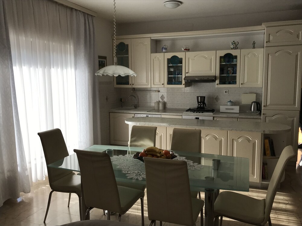 Apartments Tonci