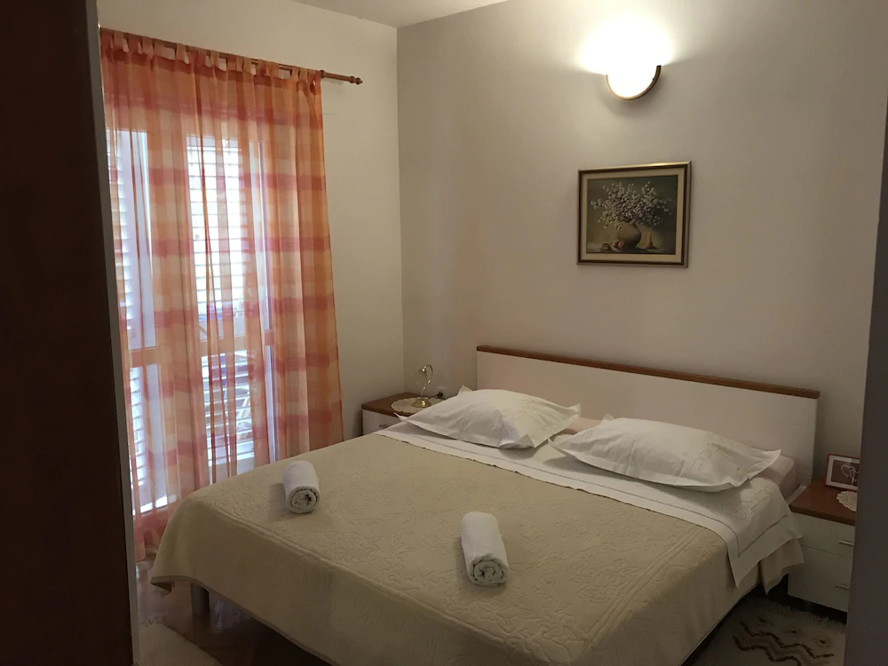 Apartments Tonci