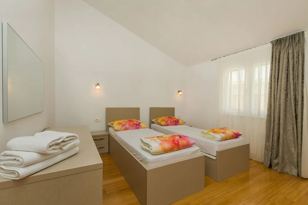 Apartments Villa Aquamarine